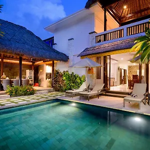 Coconuts Balangan Jimbaran (Bali)